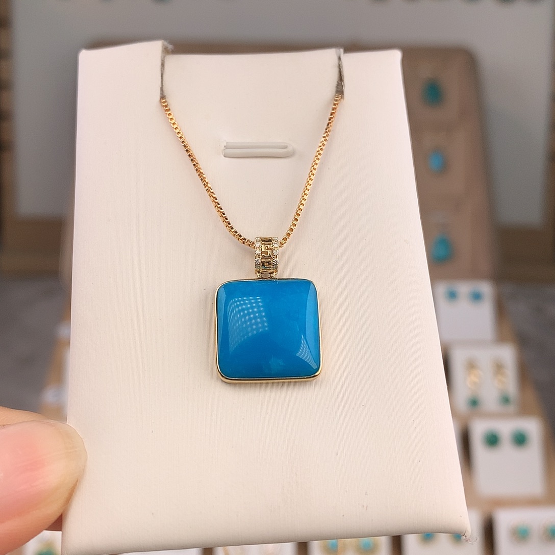 绿松石18K金镶嵌吊坠(不含链)