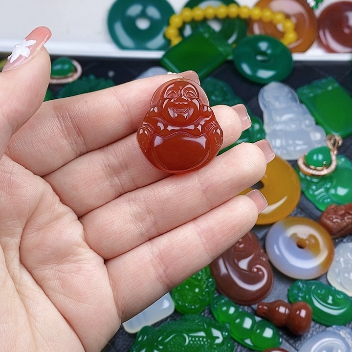 玛瑙/玉髓颈饰未镶嵌