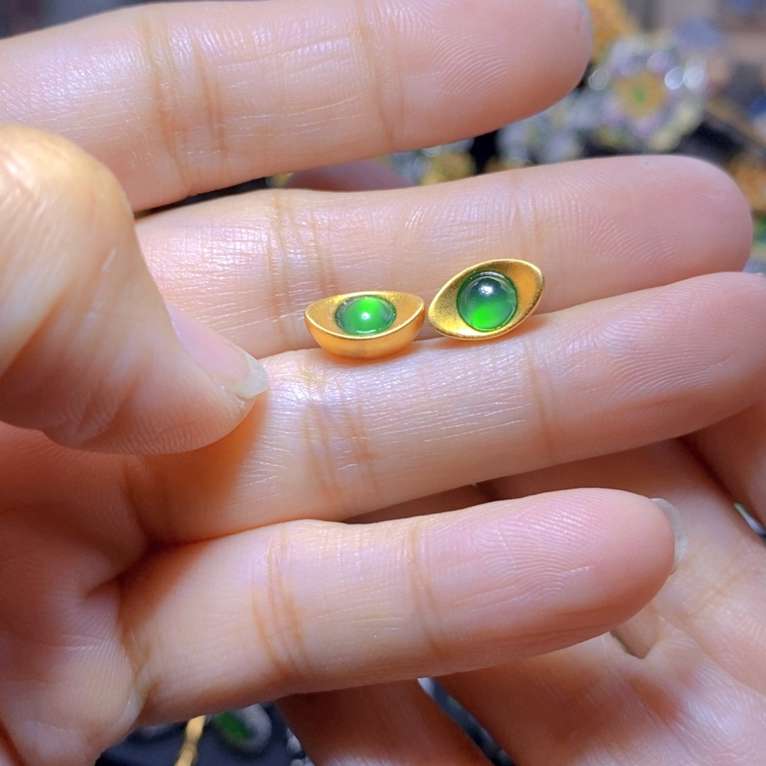 翡翠银S925镶嵌耳钉多样性发其一