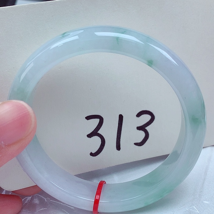 翡翠未镶嵌手镯翡翠