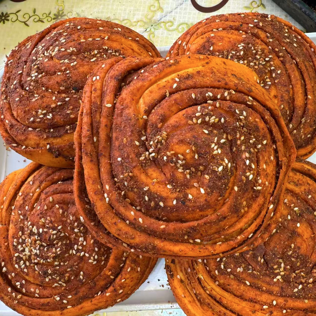 甘肃手工辣子饼，香而不辣，松软可口，每个独立包装