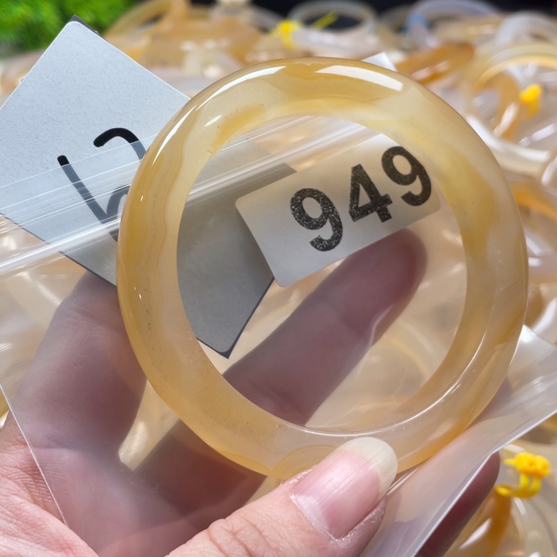 玛瑙/玉髓未镶嵌手镯