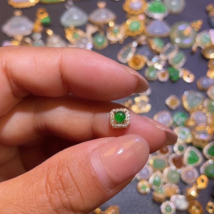 翡翠银S925镶嵌颈饰