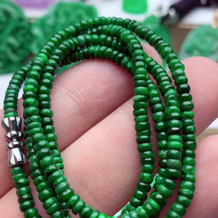 翡翠未镶嵌毛衣链