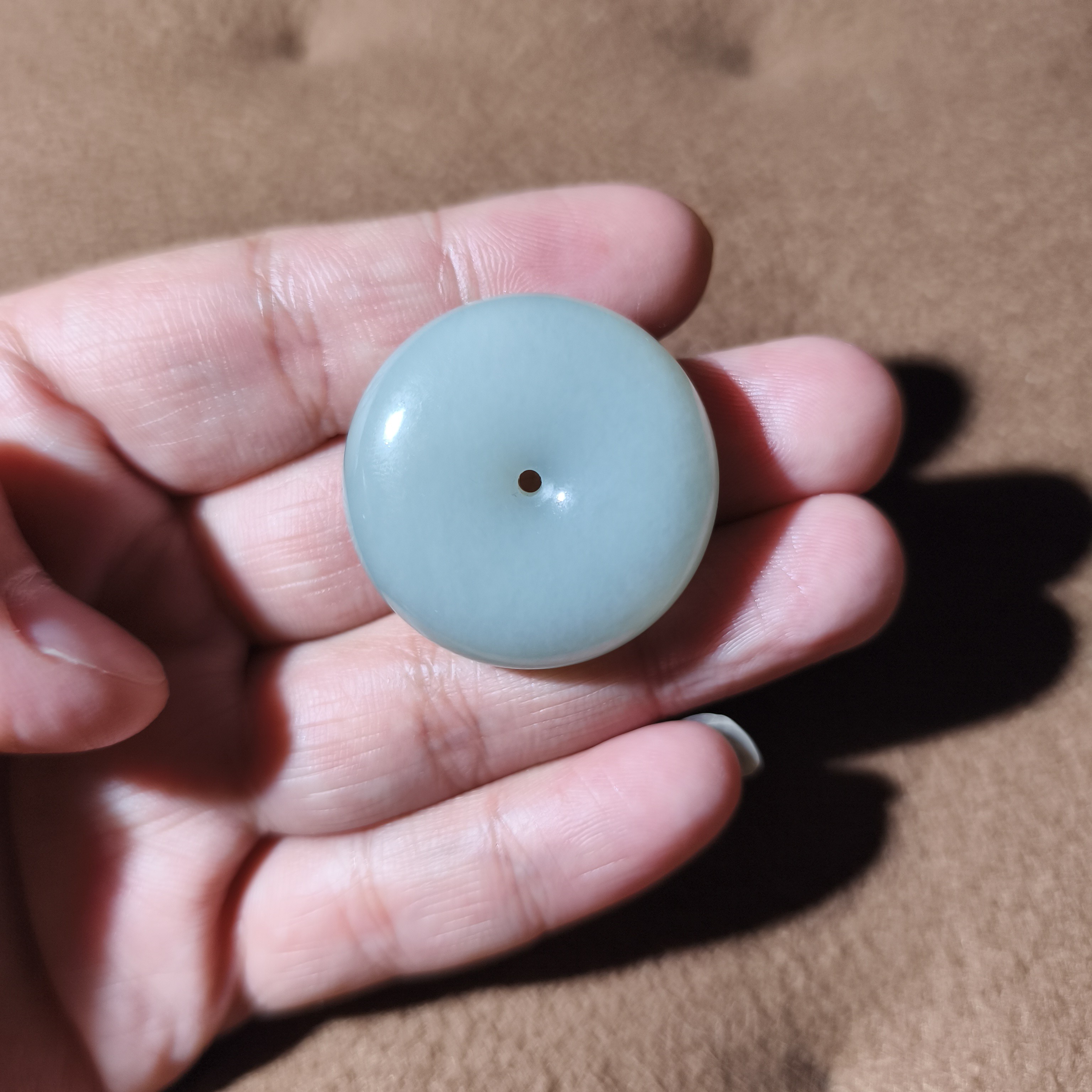 新疆和田玉且末蓝平安扣