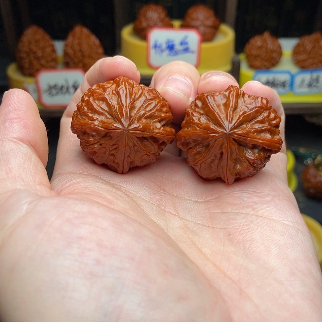 吊坠文玩核桃35龙山四棱