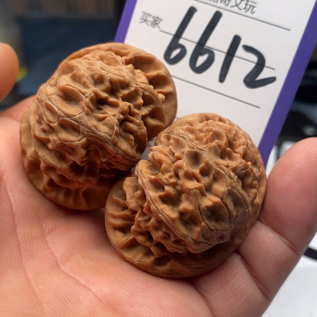 文玩核桃把件6612