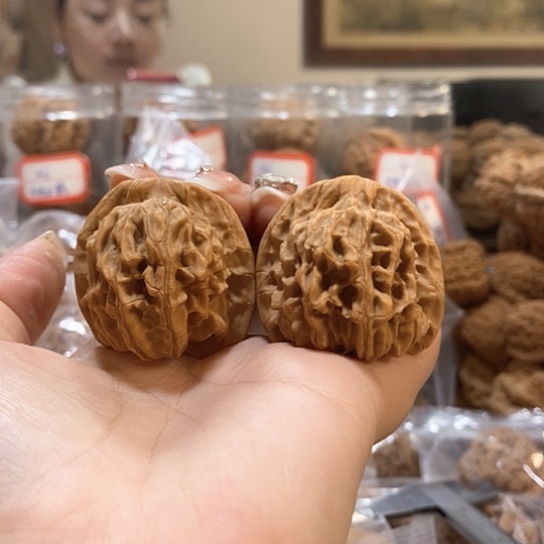 文玩核桃吊坠38天地狮子头有修