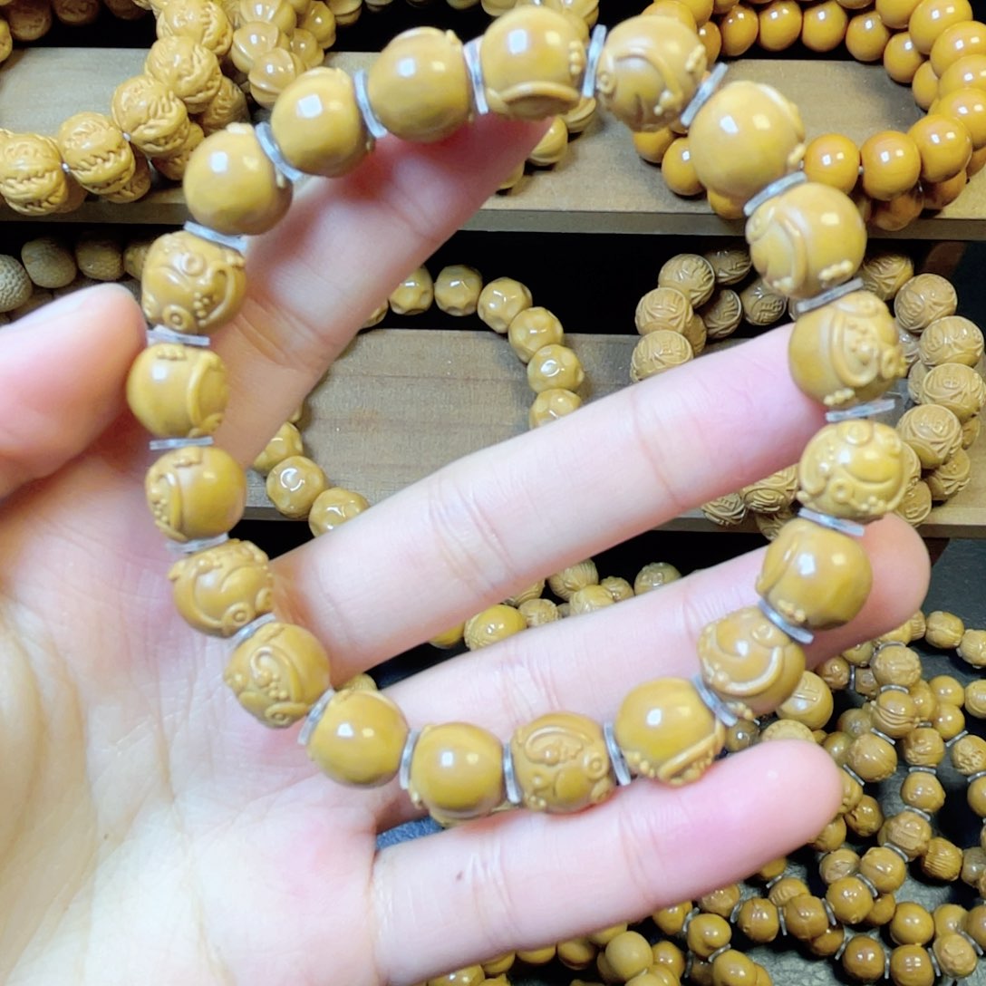 橄榄核手串/手链C****.呱呱来财