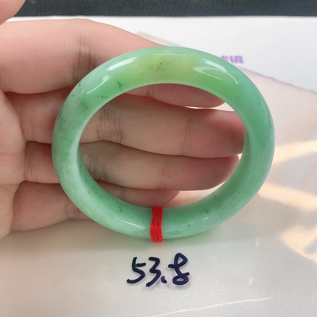 翡翠未镶嵌手镯323号