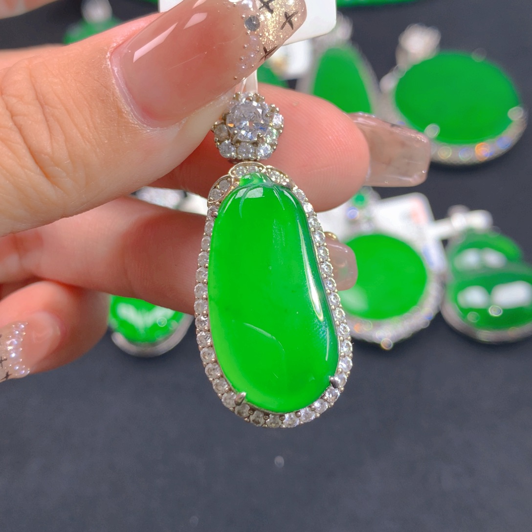 翡翠颈饰银S925镶嵌11111111111