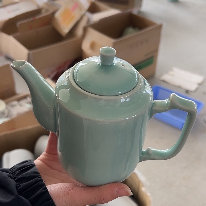 青瓷小米茶器龙泉青瓷