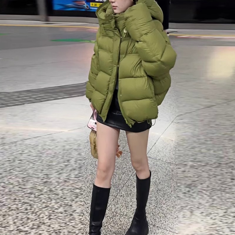 泡芙龟背绿色短款羽绒服女2024冬季新款90白鸭绒连帽面包服外套