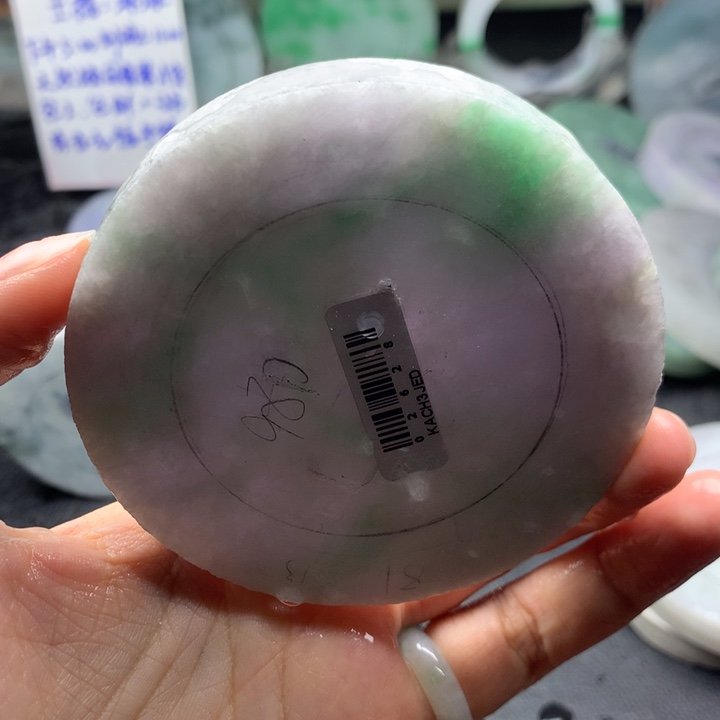 未镶嵌手镯定制翡翠