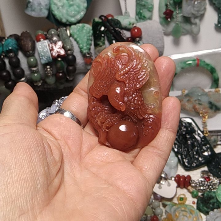 蛇纹石玉吊坠合金