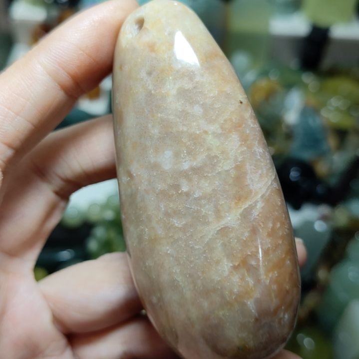 岫玉未镶嵌微瑕挂坠