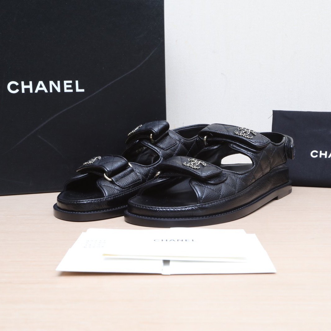 99新 Chanel/香奈儿  黑色 荔枝皮革C 凉鞋 黑金 P254215204