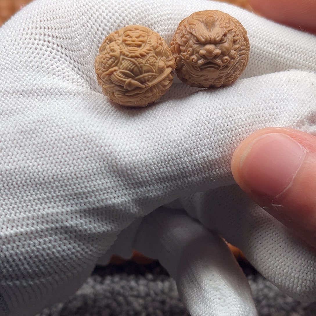 吊坠猴头核桃貔貅加张飞