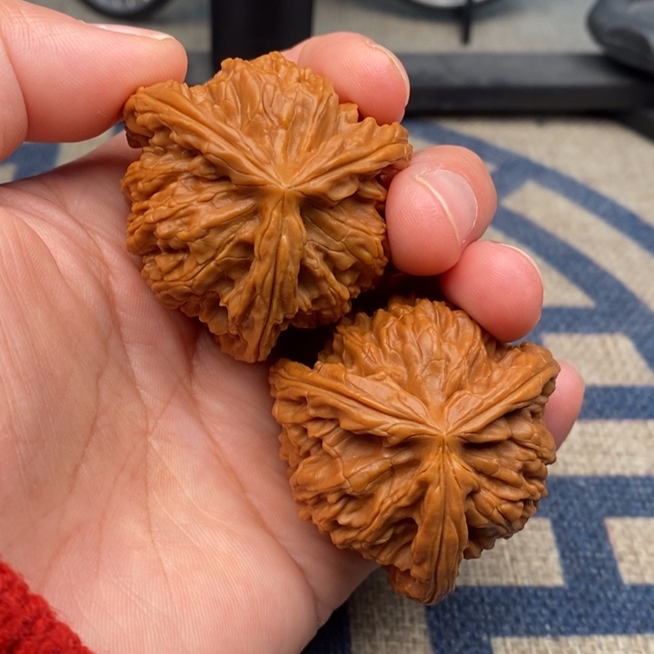 吊坠文玩核桃梦**霄三棱