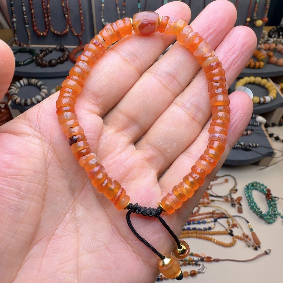 玛瑙/玉髓颈饰未镶嵌