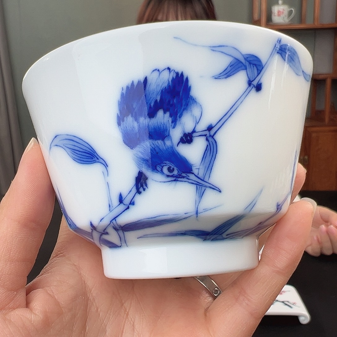 柴窑青花单翠马蹄杯