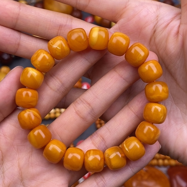 琥珀未镶嵌裸石蜜蜡M