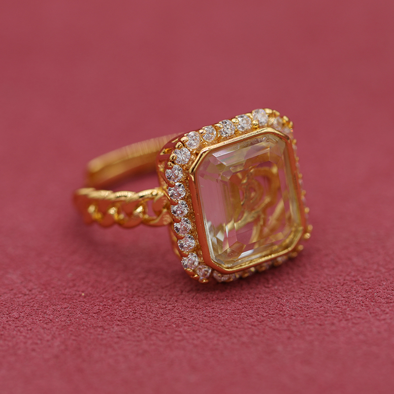  简约气质时尚戒指W2523