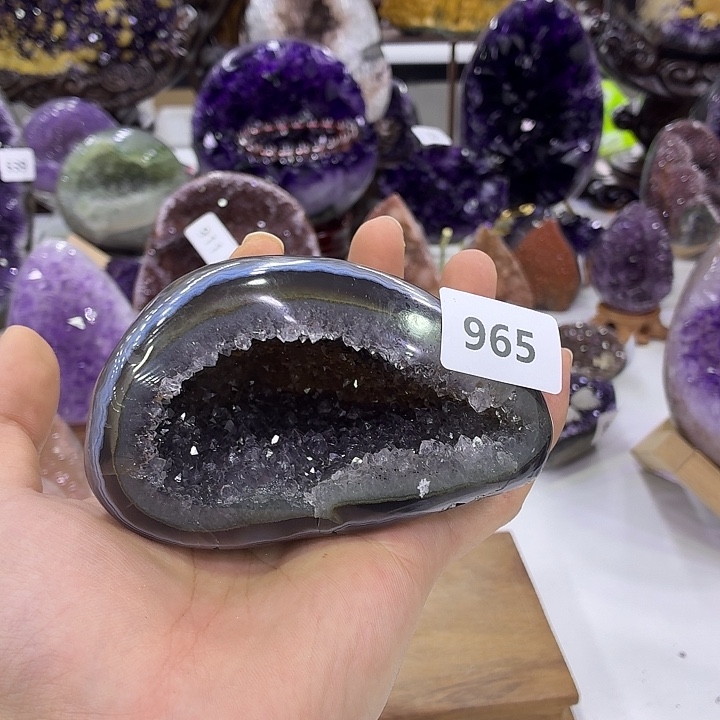 未镶嵌水晶大型摆件（非配饰）