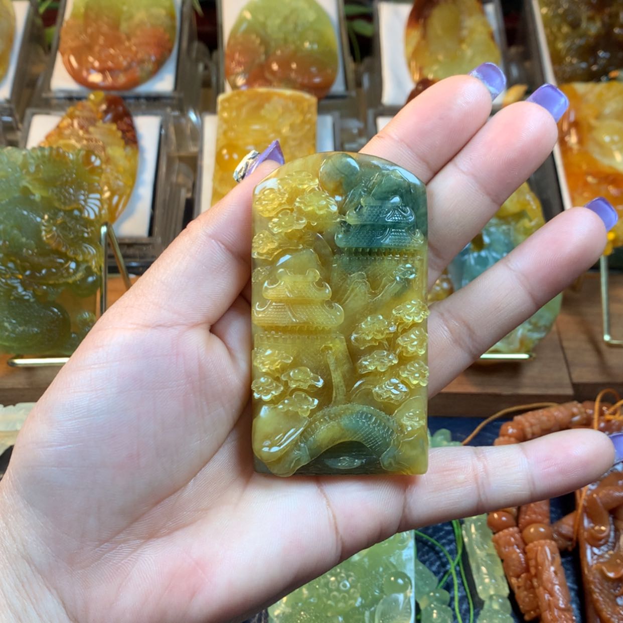 【闪购商品】蛇纹石玉颈饰未镶嵌