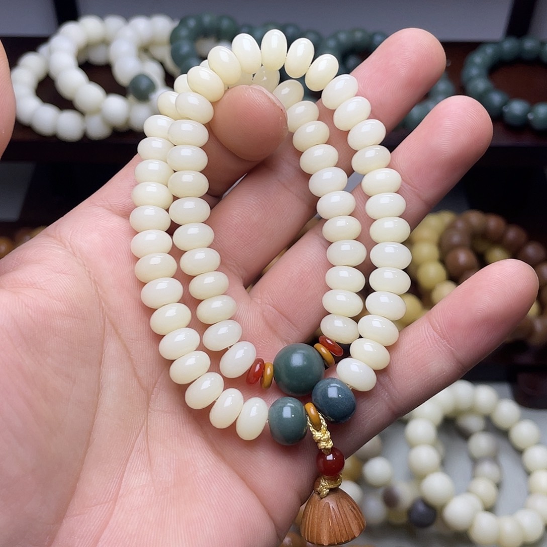 吊坠菩提根/象牙果