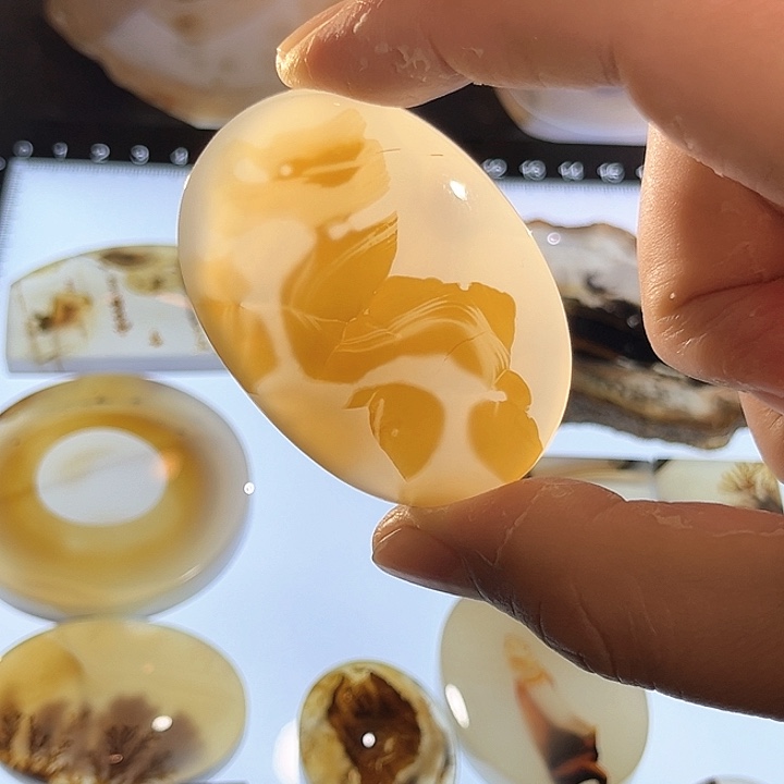 玛瑙/玉髓未镶嵌吊坠(不含链)