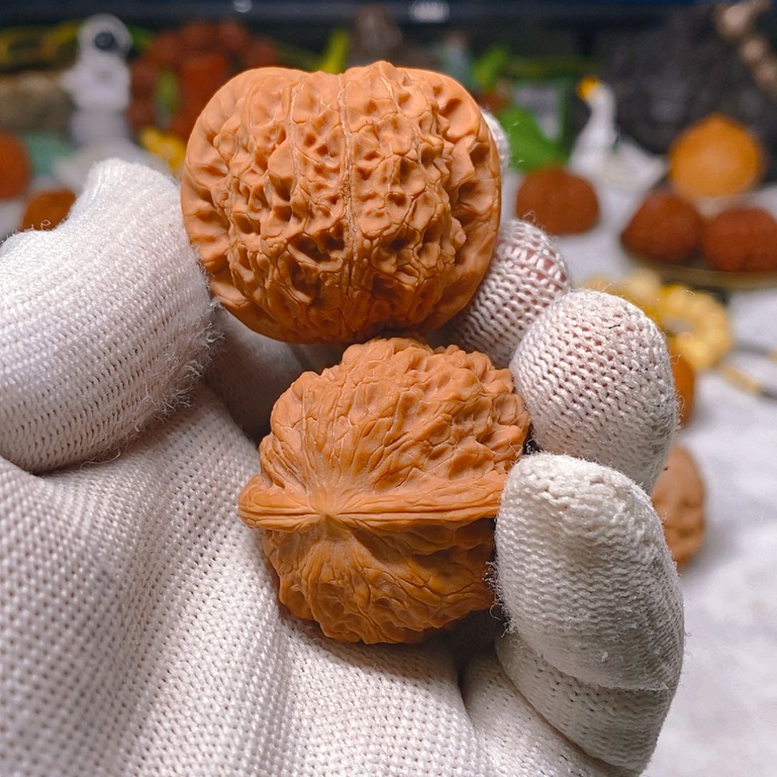 文玩核桃把件S****g血麒麟