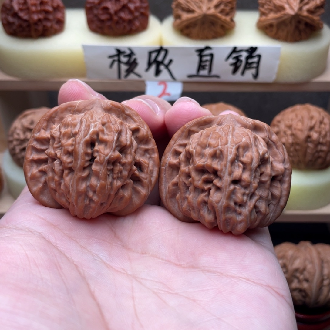 J***.文玩核桃吊坠全品四座楼42➕交友价