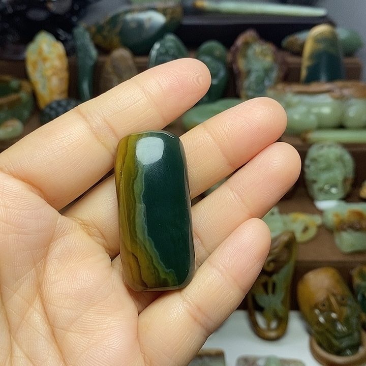 彩***技岫岩河磨玉（透闪石质玉）未镶嵌颈饰