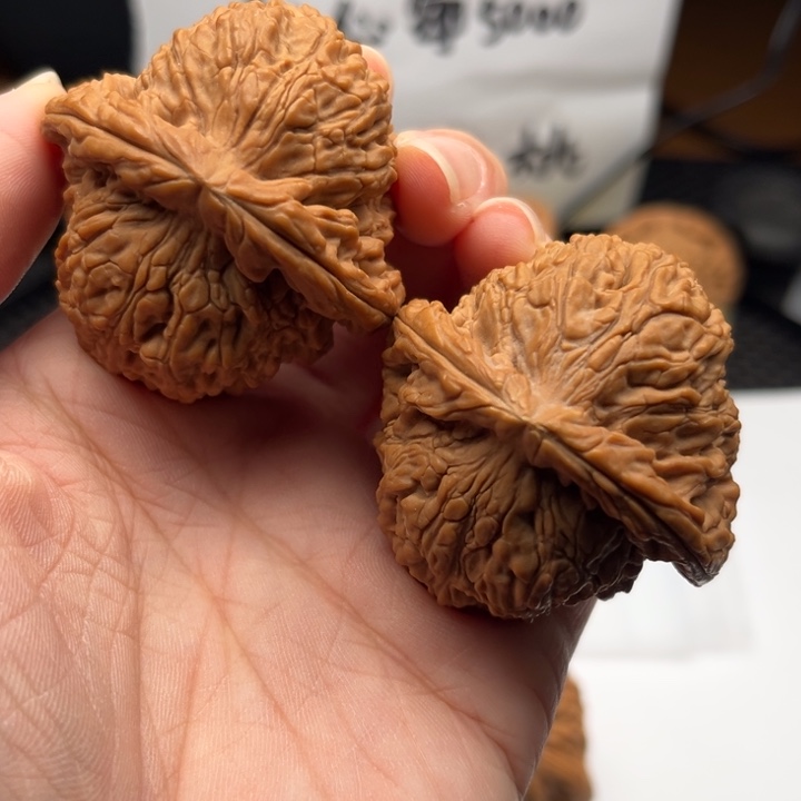 吊坠文玩核桃南疆45