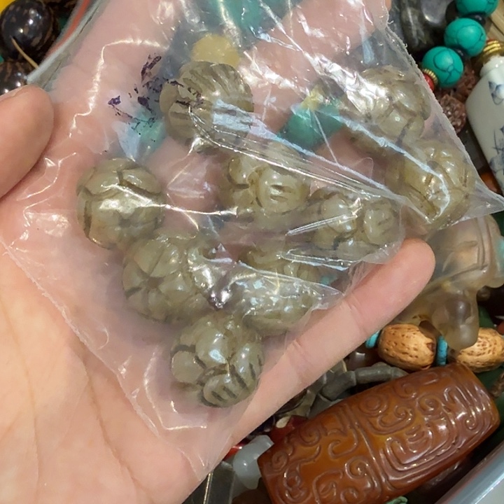 用***户玛瑙/玉髓颈饰合金不退不换的