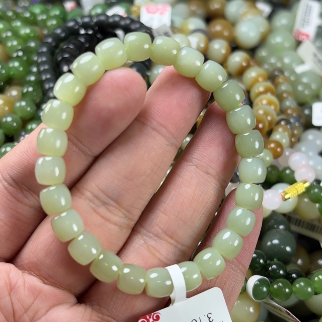 未镶嵌和田玉手链W294