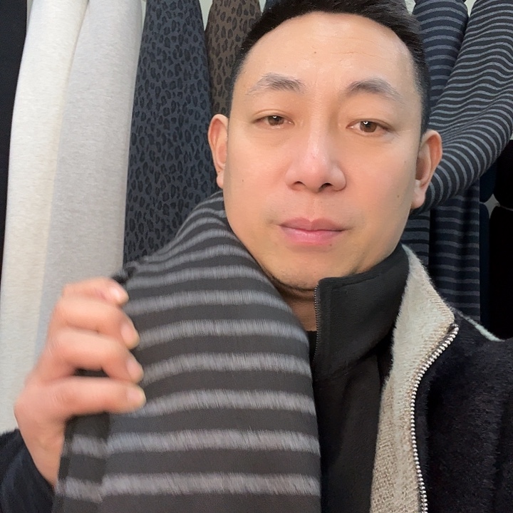 无纺布黑条加绒4米