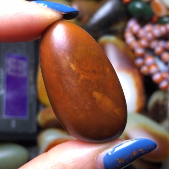 和田玉未镶嵌珠宝奇石