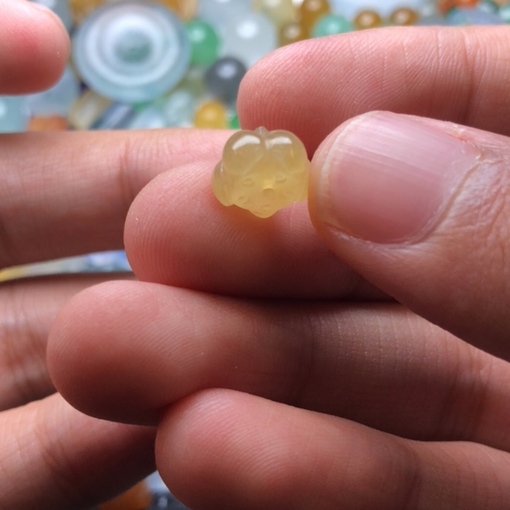 未镶嵌定制翡翠挂件