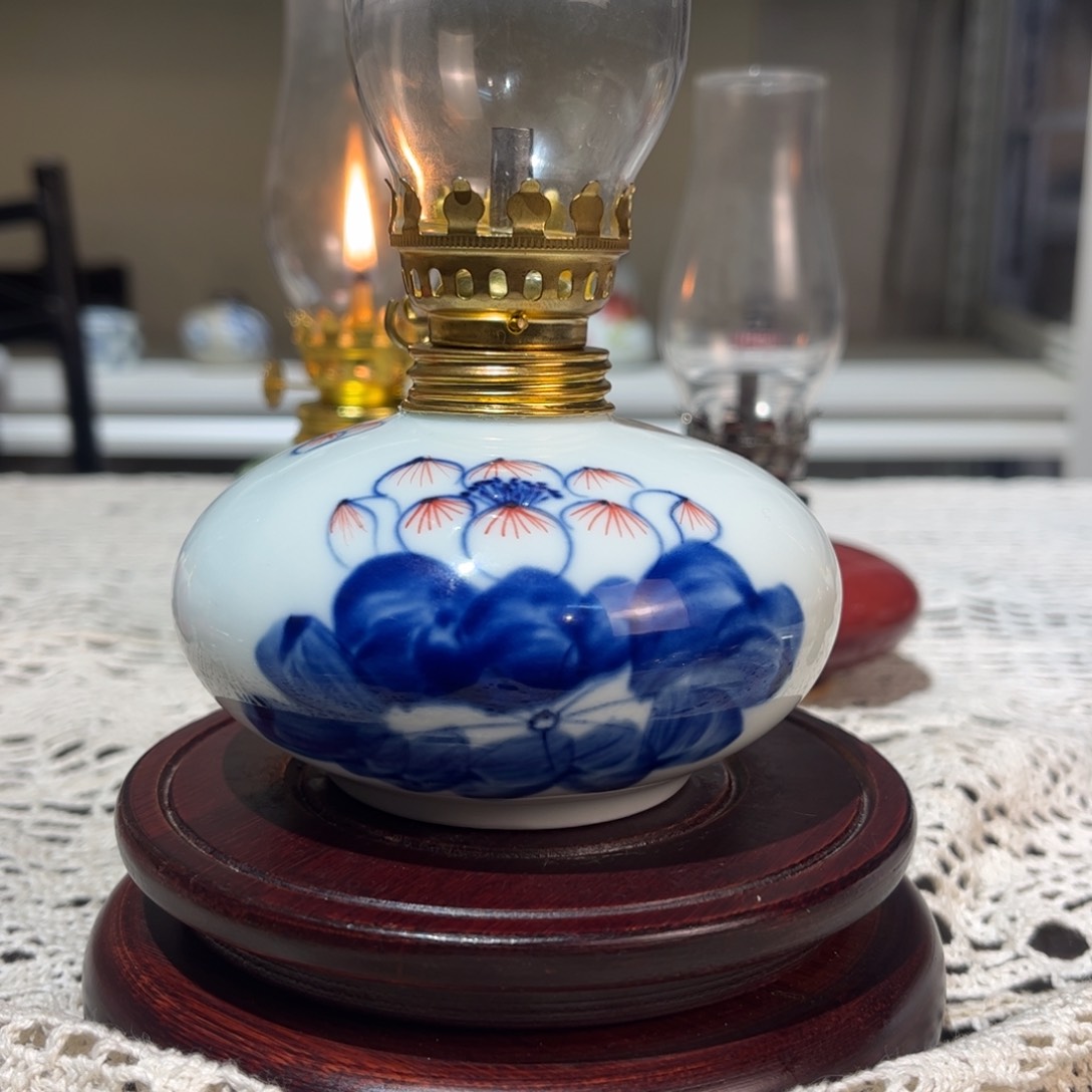 摆件景德镇陶瓷香薰灯