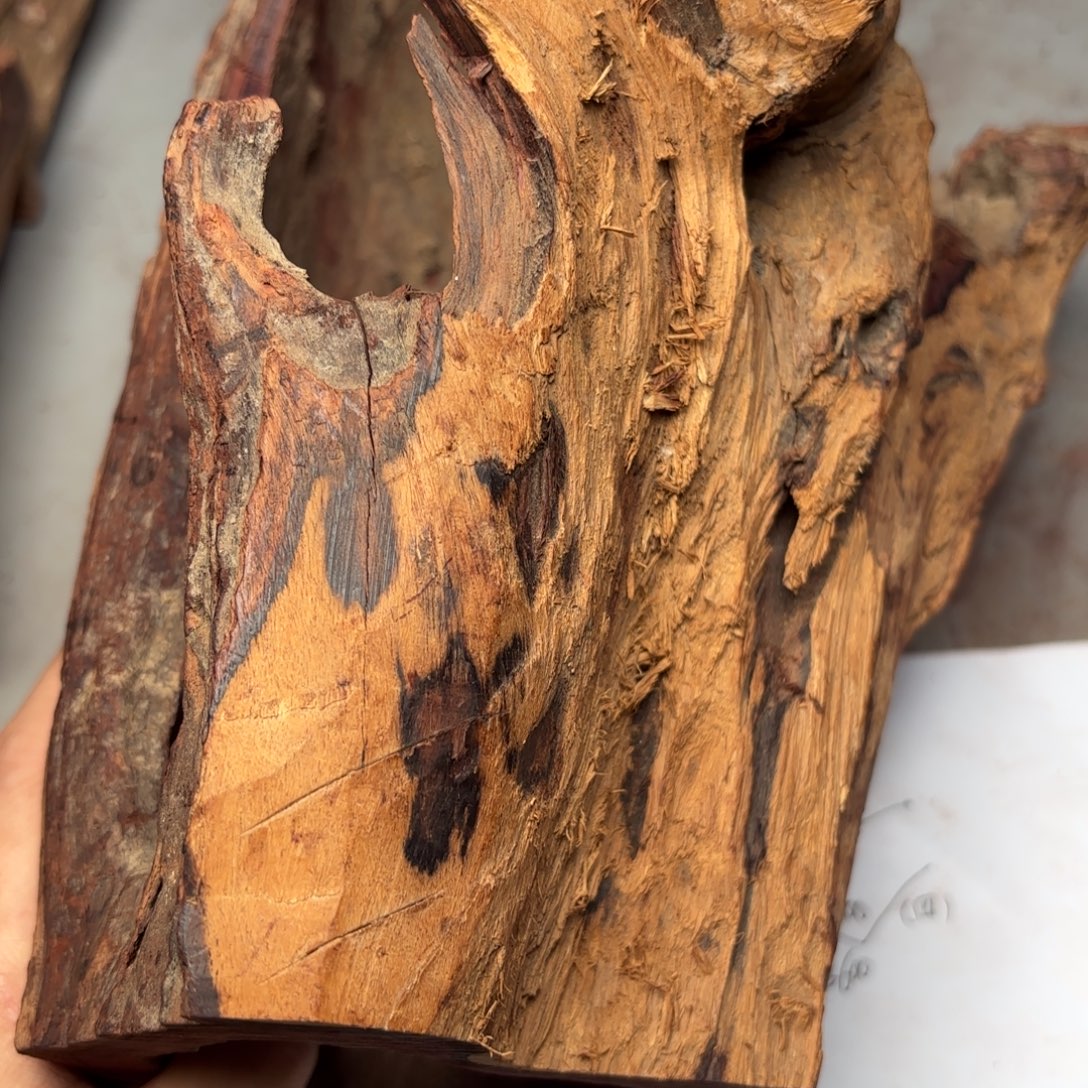 归***隐黄花梨/降香黄檀手串原料定制