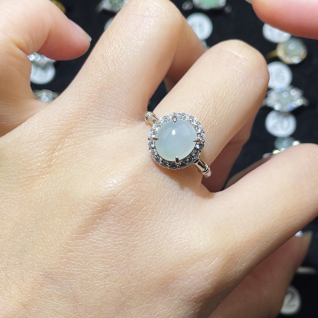 翡翠未镶嵌戒指戒指