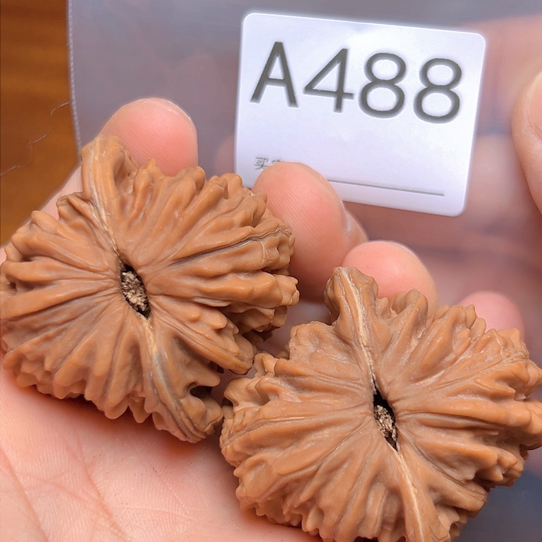 文玩核桃吊坠46➕四座楼