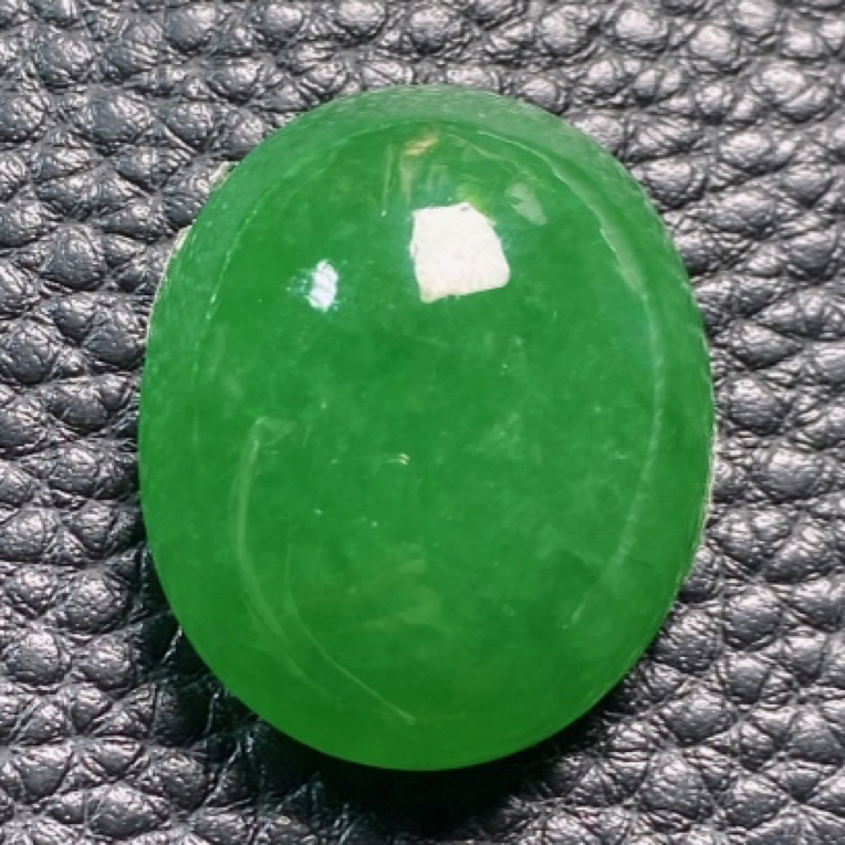 缅甸天然A货翡翠满阳绿大鸽子蛋面25.8*21.8*11.2