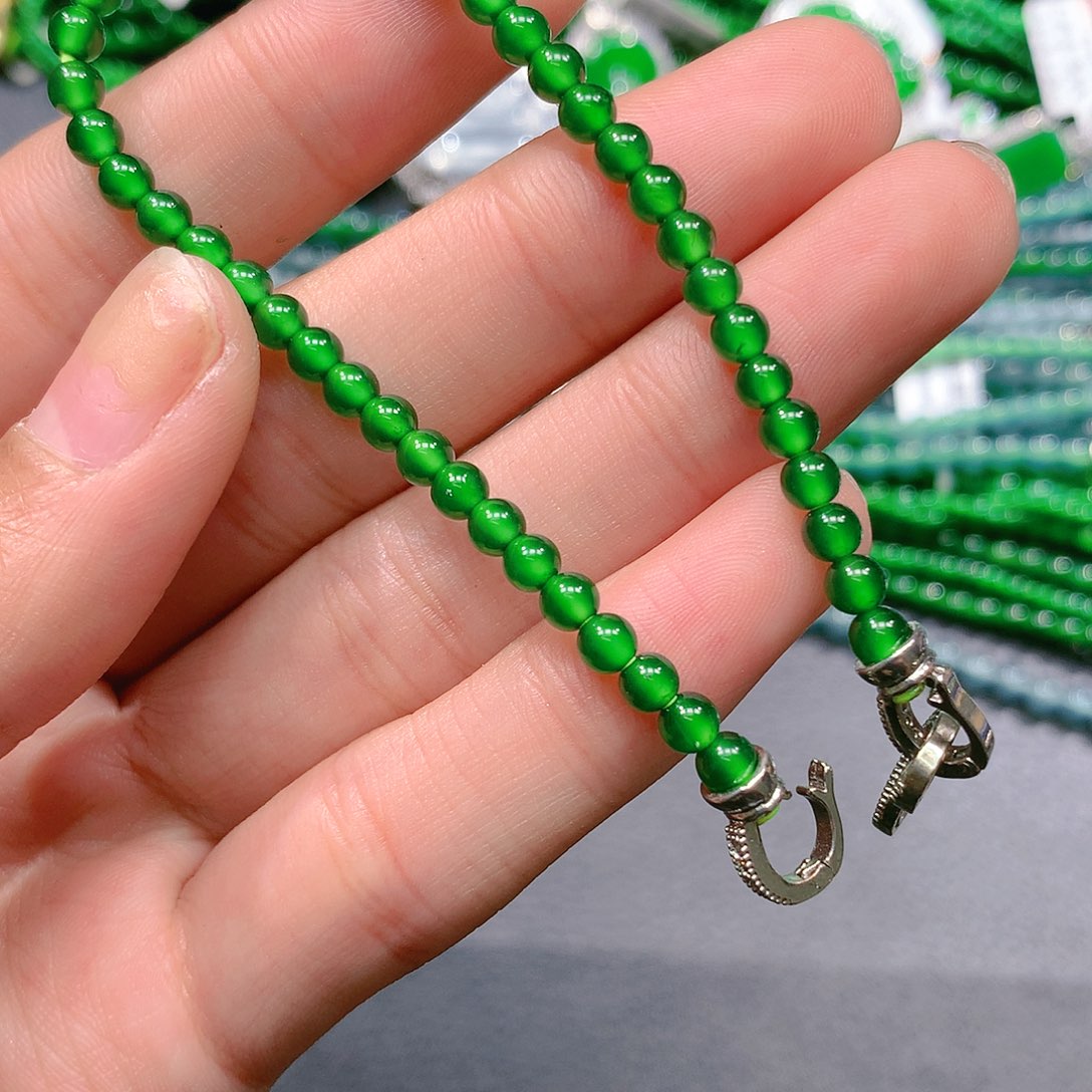 翡翠手串未镶嵌天然翡翠