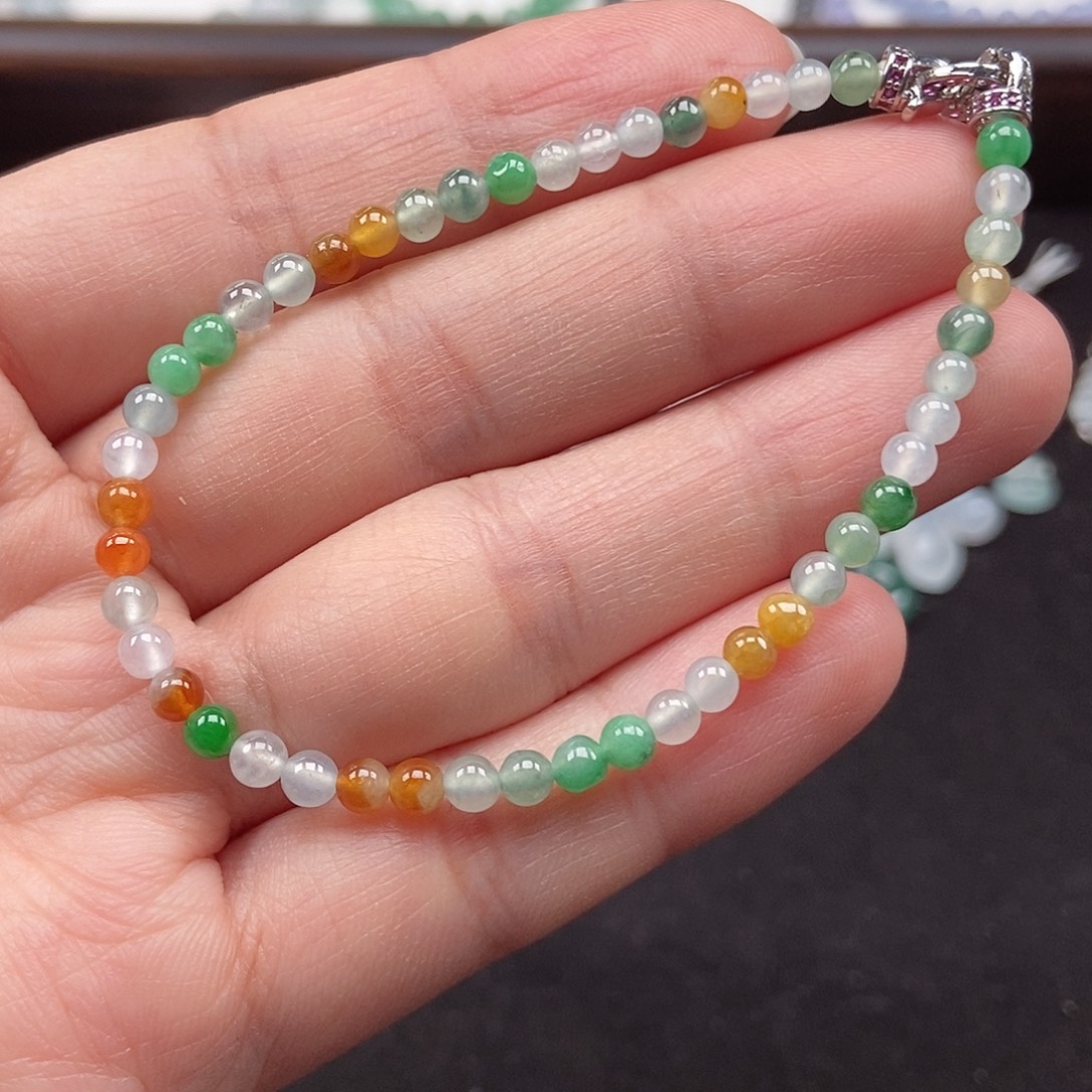 翡翠未镶嵌手串卡3.7