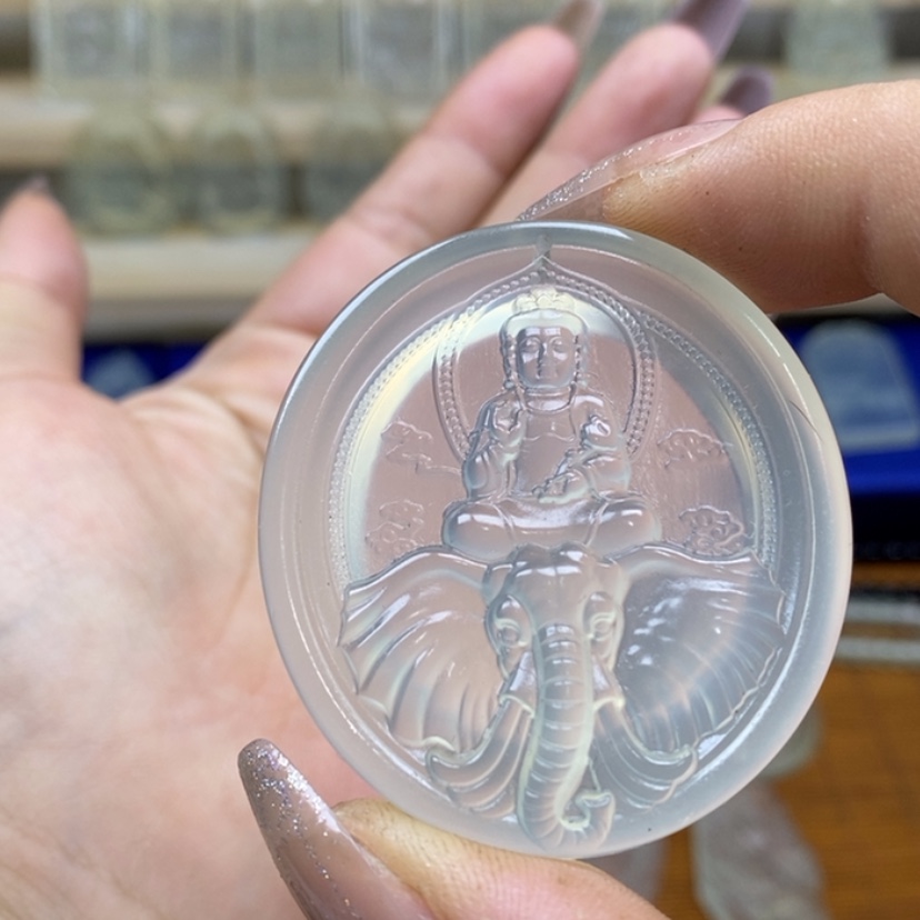 【闪购商品】蛇纹石玉未镶嵌颈饰