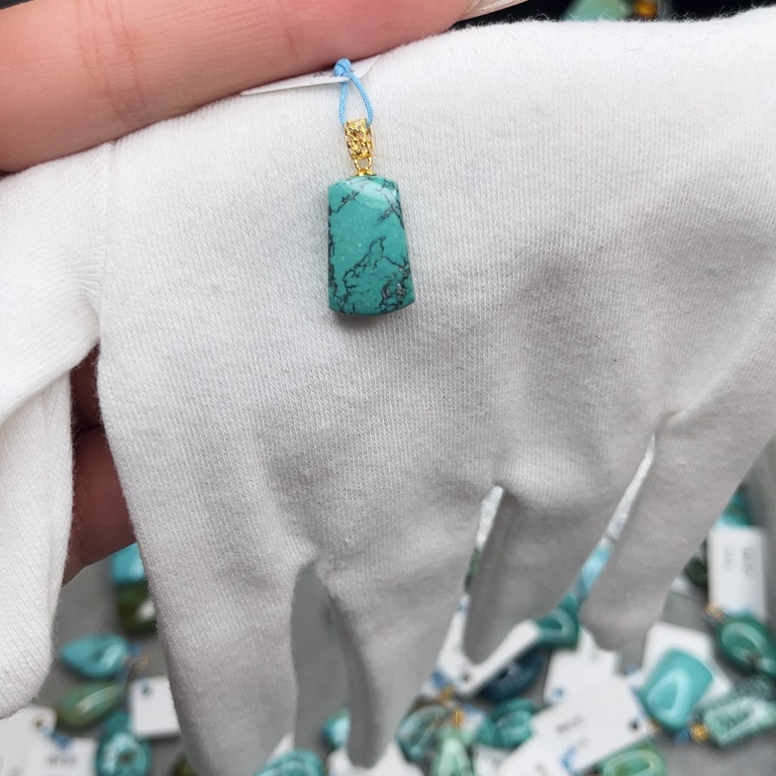 绿松石未镶嵌绿松石