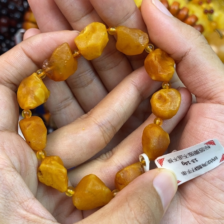 琥珀未镶嵌珠宝奇石